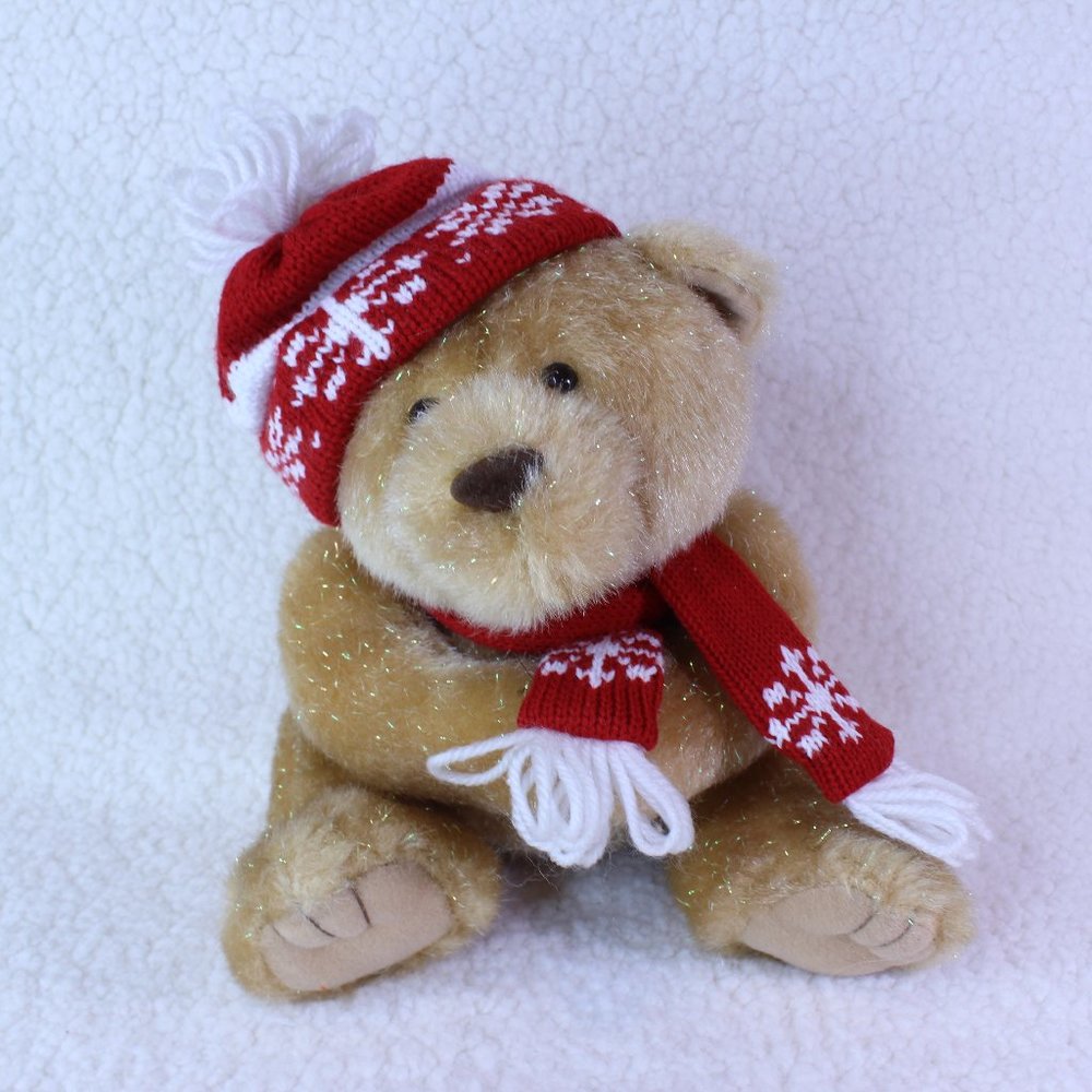 CHRISTMAS HOLIDAY TEDDY BEAR 7" SITTING SPARKLY FUR‎ KNIT SCARF AND HAT